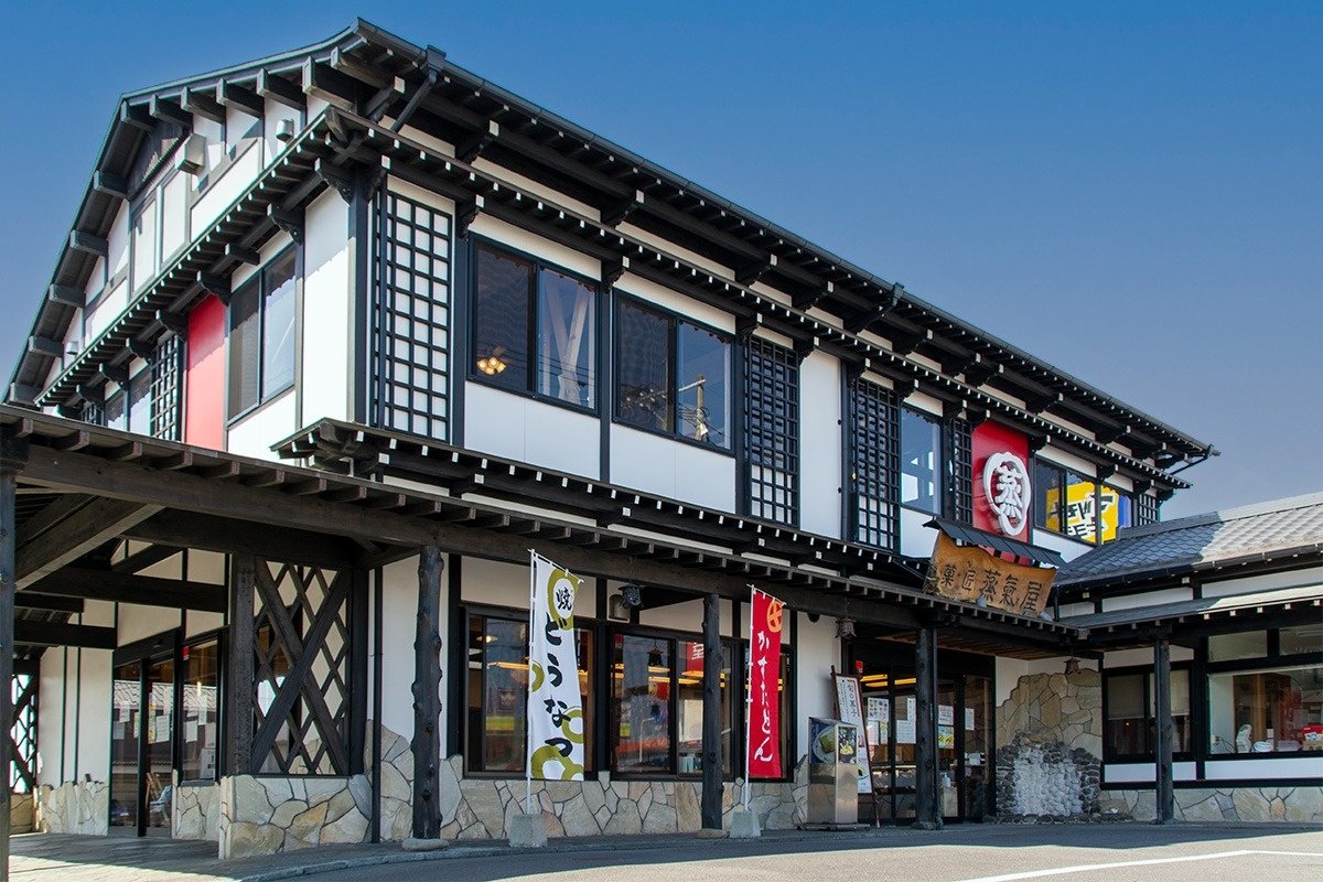 都城鷹尾店 店舗のご案内 薩摩蒸氣屋─かるかん、春駒、蒸気 高麗まんじゅう、かすたどん、銅鑼殿(どらどん)、おらが西郷どん